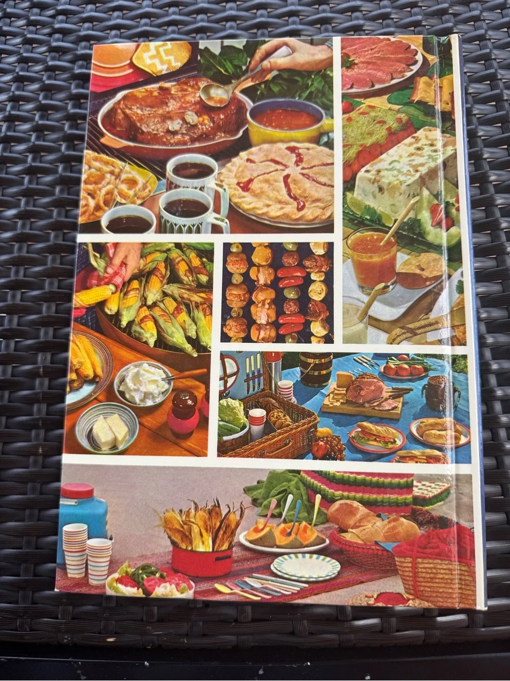 Vintage Better Homes & Gardens Barbecues & Picnics 1963 Retro Cookbook